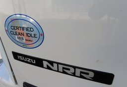 2023 Isuzu NRR - Image 17