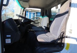 2023 Isuzu NRR - Image 25