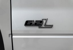 2011 Ford F-150 - Image 16