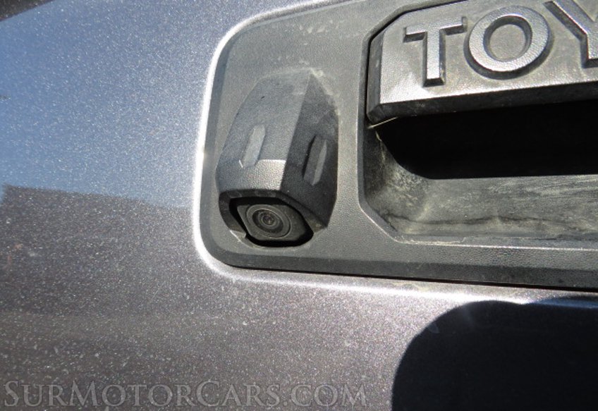 2016 Toyota Tundra  Truck - Image 18