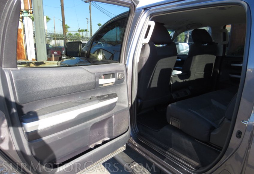 2016 Toyota Tundra  Truck - Image 32