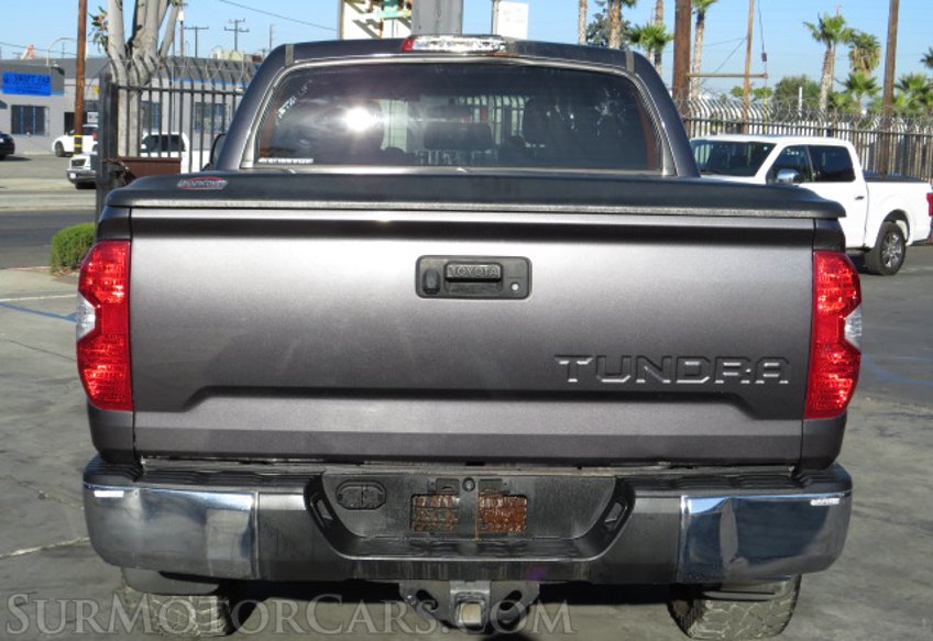 2016 Toyota Tundra  Truck - Image 12