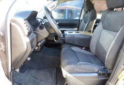 2016 Toyota Tundra  Truck - Image 24