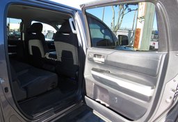 2016 Toyota Tundra  Truck - Image 29