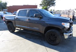 2016 Toyota Tundra  Truck - Image 4
