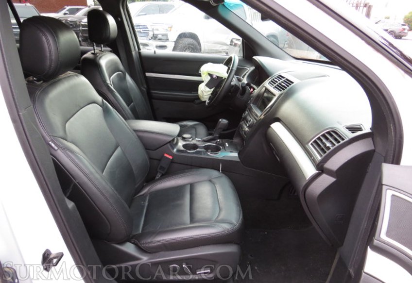2017 Ford Explorer - Image 26