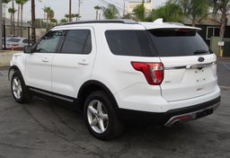 2017 Ford Explorer - Image 8