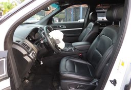 2017 Ford Explorer - Image 27