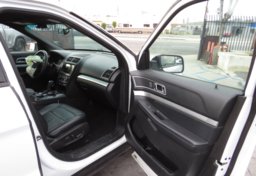 2017 Ford Explorer - Image 22