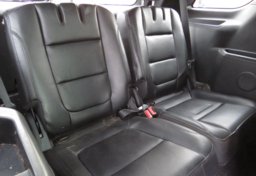 2017 Ford Explorer - Image 34