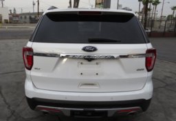 2017 Ford Explorer - Image 10