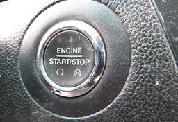 2017 Ford Explorer - Image 38