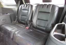 2017 Ford Explorer - Image 33