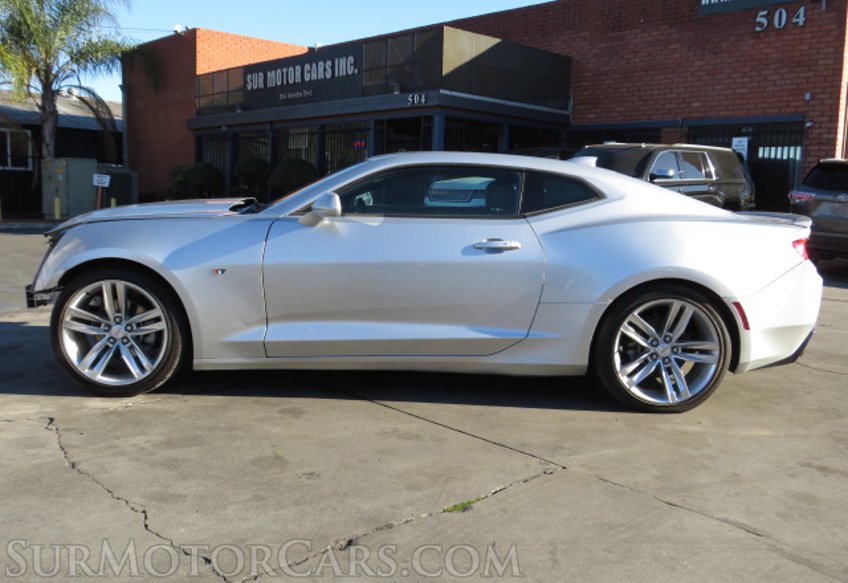 2017 Chevrolet Camaro - Image 5