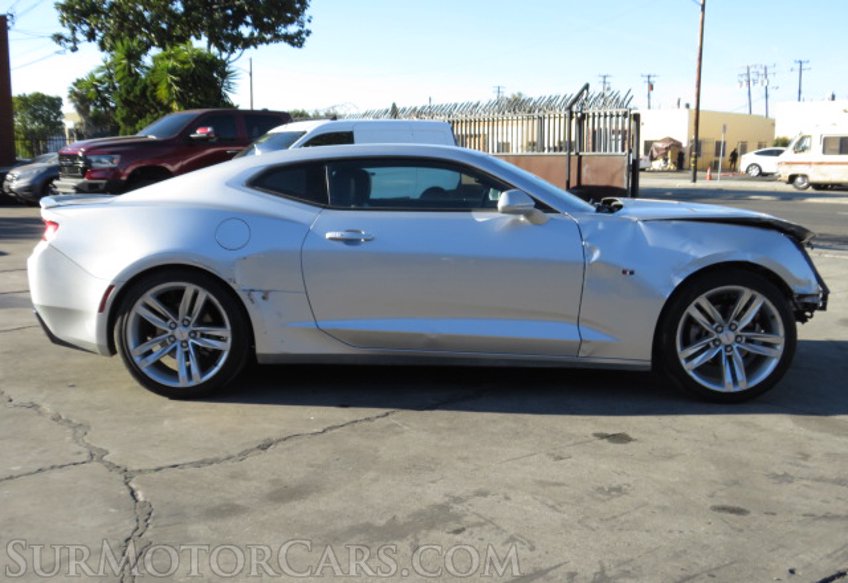 2017 Chevrolet Camaro - Image 6