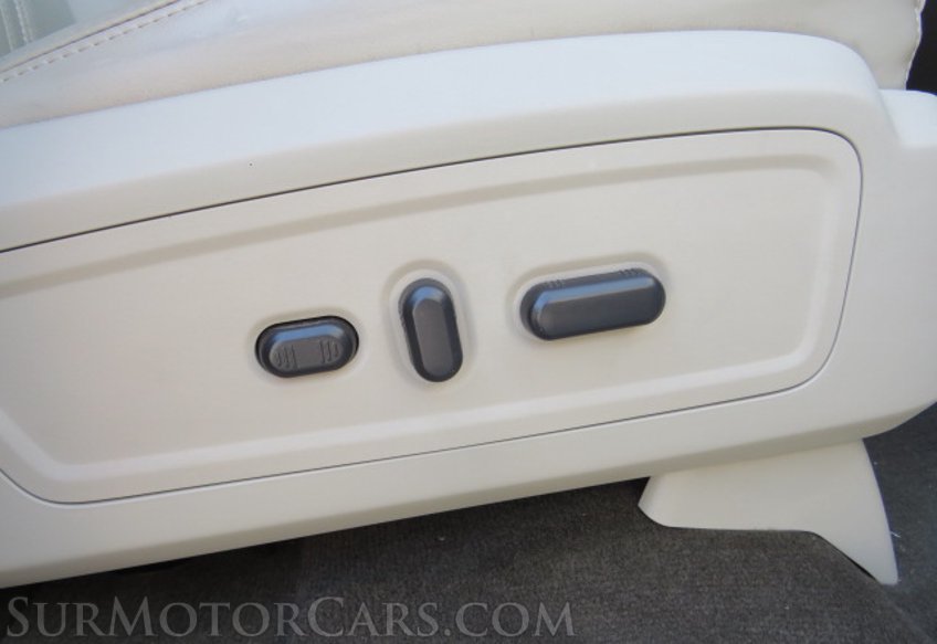 2015 Lincoln Navigator - Image 50