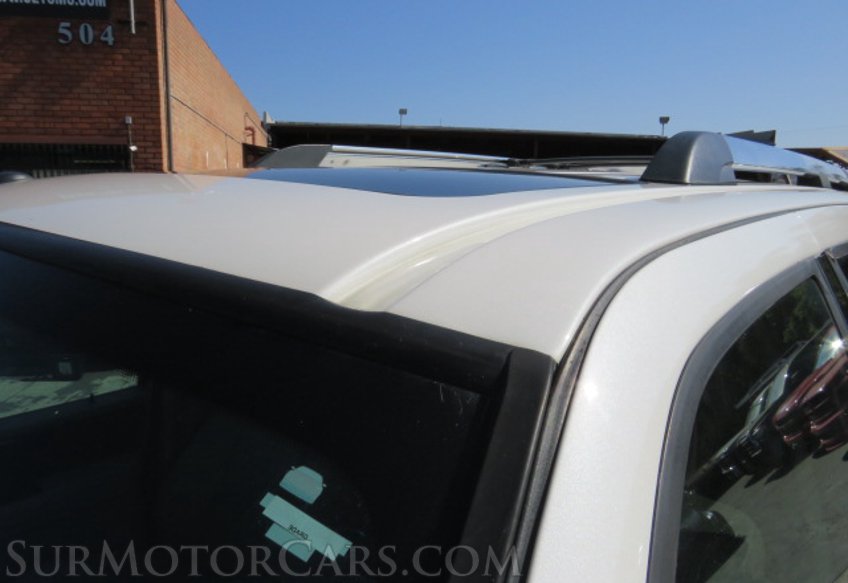 2015 Lincoln Navigator - Image 13