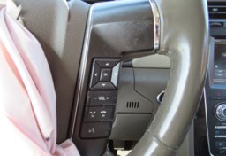 2015 Lincoln Navigator - Image 58