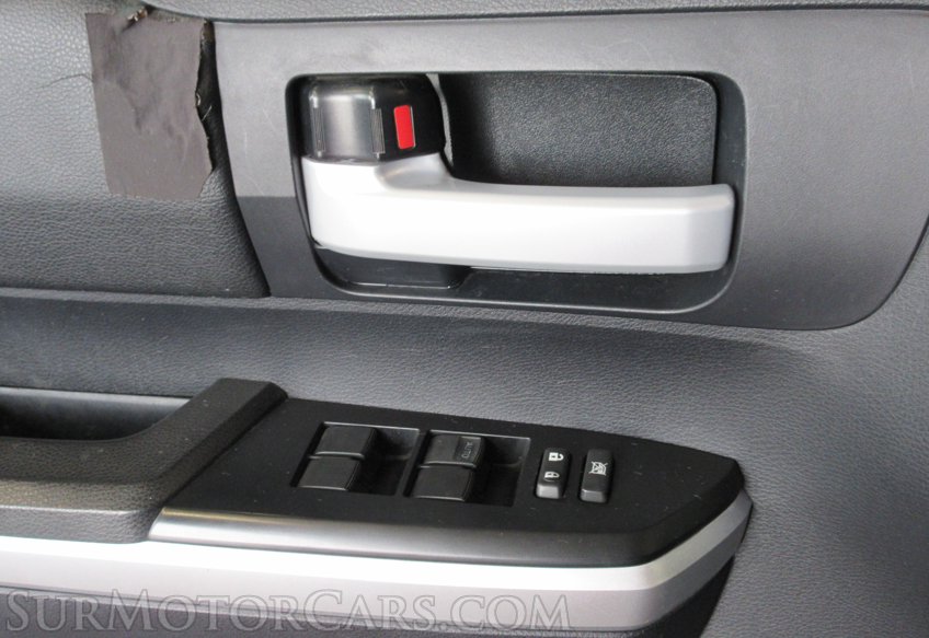 2014 Toyota Tundra 4WD Truck - Image 56