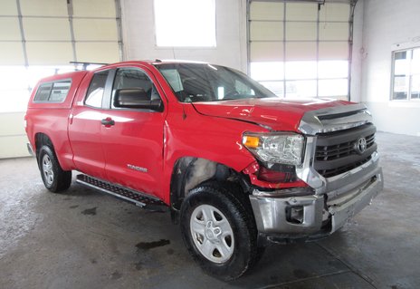 2014 Toyota Tundra 4WD Truck