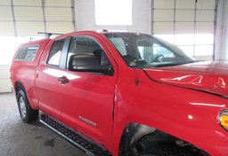 2014 Toyota Tundra 4WD Truck - Image 15