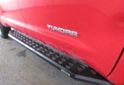 2014 Toyota Tundra 4WD Truck - Image 30