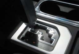 2014 Toyota Tundra 4WD Truck - Image 47