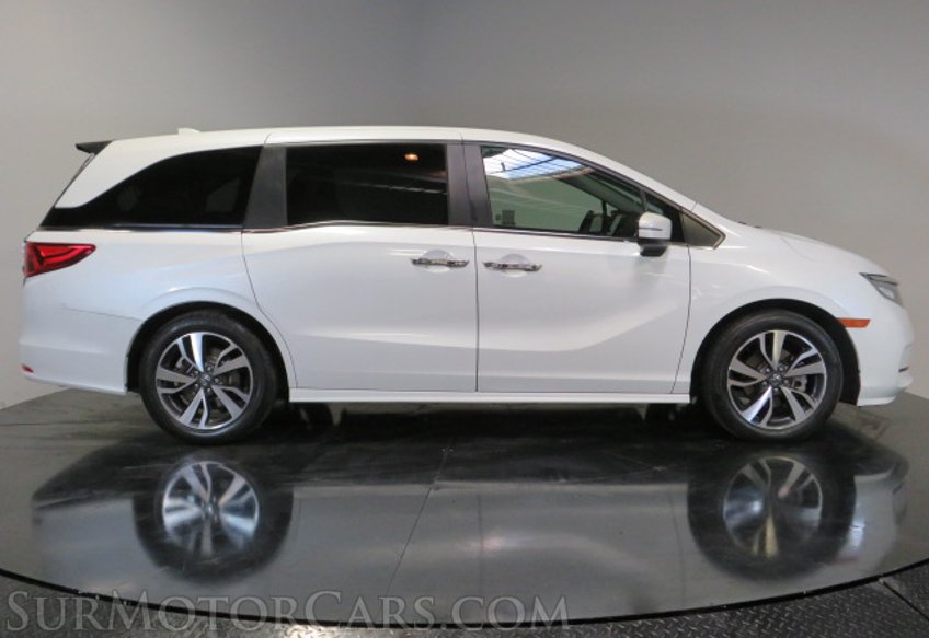2022 Honda Odyssey - Image 5