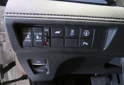 2022 Honda Odyssey - Image 46