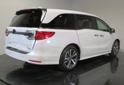 2022 Honda Odyssey - Image 9