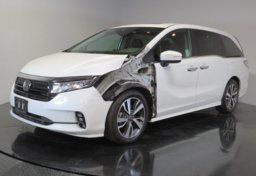 2022 Honda Odyssey - Image 4