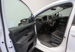 2022 Honda Odyssey - Image 21