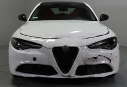 Thumbnail of 2020 Alfa Romeo Giulia