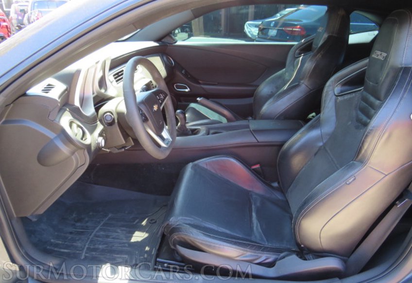 2015 Chevrolet Camaro - Image 22