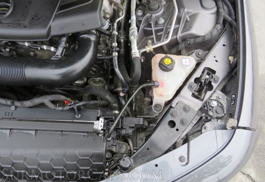 2017 Alfa Romeo Giulia - Image 60