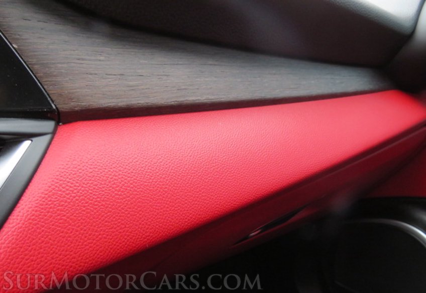 2017 Alfa Romeo Giulia - Image 48