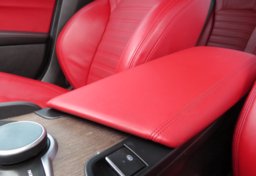 2017 Alfa Romeo Giulia - Image 46