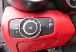 2017 Alfa Romeo Giulia - Image 37