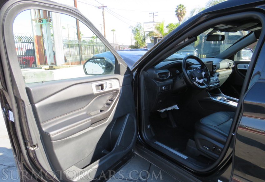 2020 Ford Explorer - Image 21