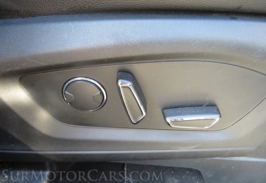 2020 Ford Explorer - Image 41