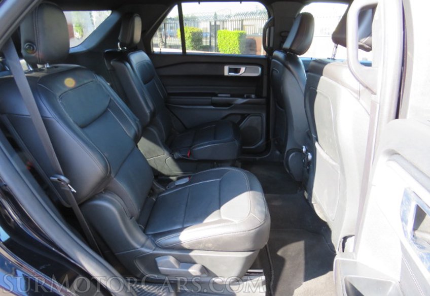 2020 Ford Explorer - Image 30