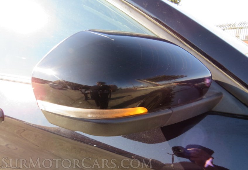 2020 Ford Explorer - Image 16