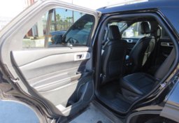 2020 Ford Explorer - Image 23