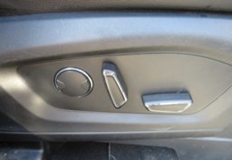 2020 Ford Explorer - Image 41