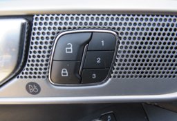 2020 Ford Explorer - Image 43