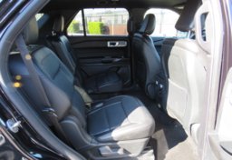 2020 Ford Explorer - Image 32