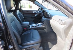 2020 Ford Explorer - Image 28