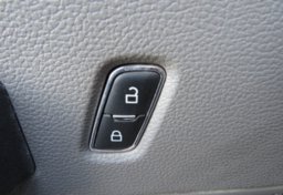 2019 Ford F-150 - Image 32