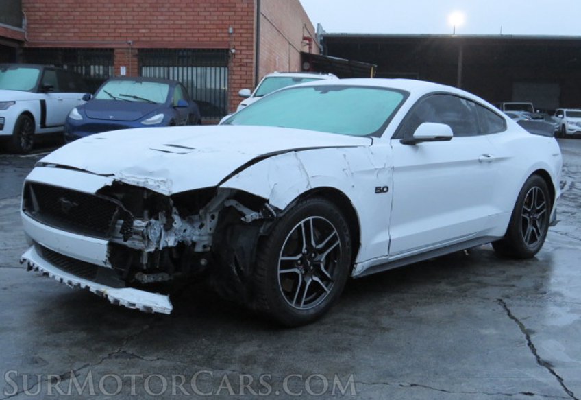 2019 Ford Mustang - Image 2