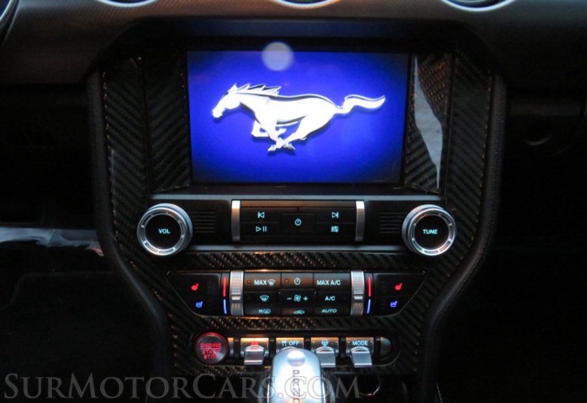2019 Ford Mustang - Image 34